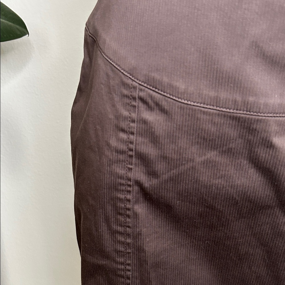 Elegant Brown Women's Skirt - Picture 5 of 11